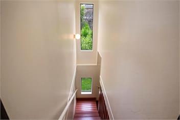 Sandy Feet Beach House - right across from Onemana Beach - 