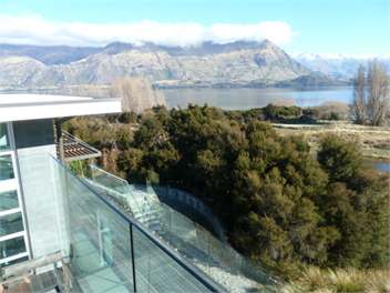 Penrith Park luxury holiday home - Wanaka
