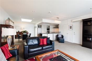 Penthouse Apartment - Picton