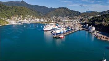 The Best Harbour Views in a Peaceful Sunny Location - Picton