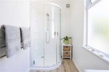 Villa Maitai - Central Nelson Holiday Home - Nelson