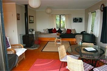 Nestled Atop the Lane (Bachcare) - Pukawa Bay
