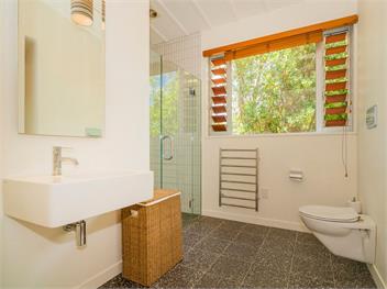 The Golden Hideaway (Bachcare) - Matarangi