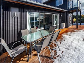 Sunshine and Snow Lodge (Bachcare) - Ohakune