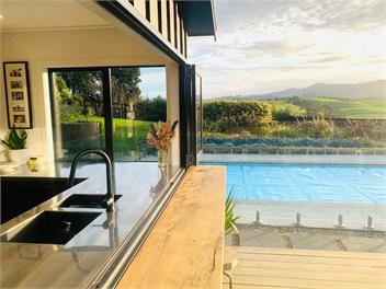 MATAKANA FARM HOUSE - Warkworth