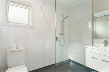 Rainbow Lake House (Bachcare) - Taupo Central