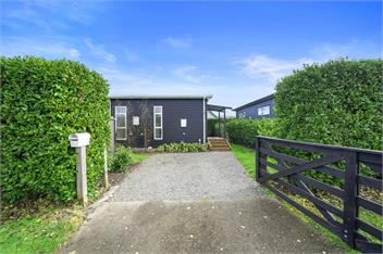 Treasure on Tuscan (Bachcare) - Martinborough