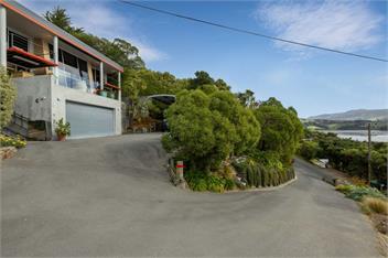 The Bolthole (Bachcare) - Lyttelton