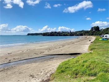 Manly Beachfront bach - Whangaparaoa