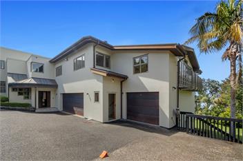 Beachside Luxury (Bachcare) - Auckland