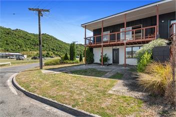 Coastal Charm (Bachcare) - Picton