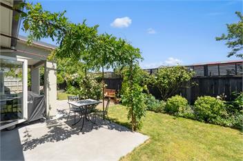 Provence on Cologne (Bachcare) - Martinborough