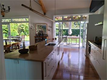 Te Wharewaka - Matapouri