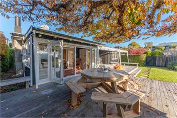Waterside Bliss (Bachcare) - Taupo