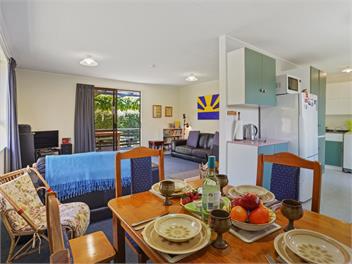 Denby Delight - Hanmer Springs 7334
