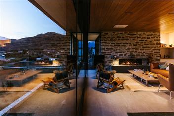 Ridgecrest | Lake Views | Spa Pool - Wanaka