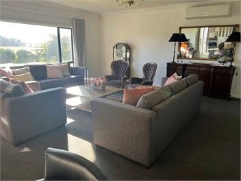 Hosts on the Coast Country Retreat - Taupriri