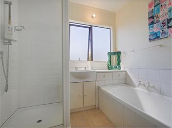 Sunseekers Bach (Bachcare) - Coromandel