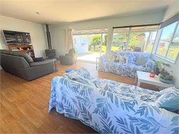 Waikanae Beach House - Kapiti Coast