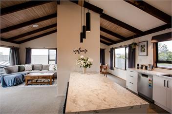 Four Peaks Matai Escape (Bachcare) - 
