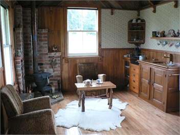 Pioneer Cottage -