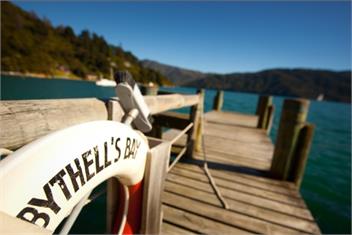 Aroha - Bythell's Bay / Spectacular Holiday Home for Families - Queen Charlotte Sound