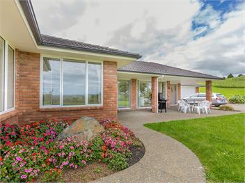 Matakana Views (Bachcare) - Matakana Village