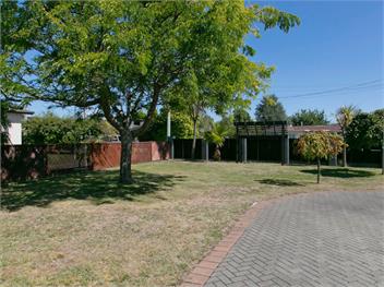 Taupo Escape (Bachcare) - Rainbow Point