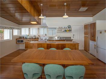 Sixties Cedar Bach (Bachcare) - Kuratau