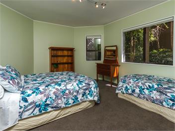 Beachside Holiday (Bachcare) - Auckland City