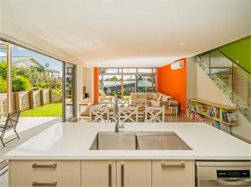 A Slice of Summer (Bachcare) - Whangapoua