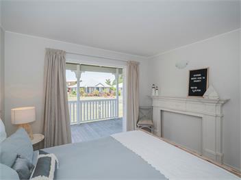 The Doll's House (Bachcare) - Whitianga