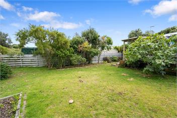 The Wee Blue Bach (Bachcare) - Waikanae Beach