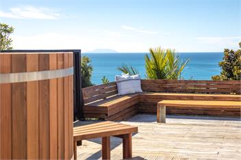 OCEAN BREEZE COTTAGE - Coast & Country - Waiheke Island