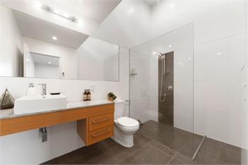 Lakeview Luxury (Bachcare) - Taupo Central