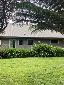 SPACIOUS POHARA BEACH HOUSE - Golden Bay