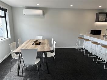 Richmond Luxury Apartment  - Nelson 