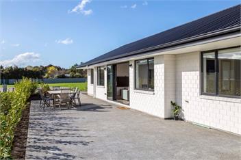 Arthurs Vineyard - Martinborough