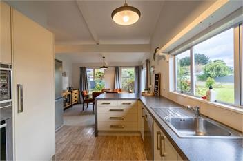 27 on Henry (Bachcare) - Te Anau