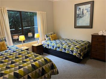 Acacia Views (Bachcare) - Acacia Bay