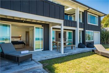 Lakefront Style (Bachcare) - Taupo