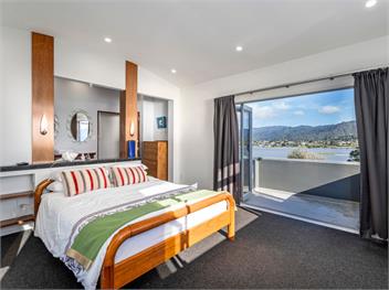 Ocean View Beach Beauty (Bachcare) - Tairua