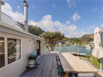 Waterfront Paradise (Bachcare) - Pauanui