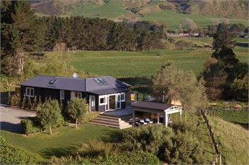 Blackwood Luxury Hideaway - Te Horo