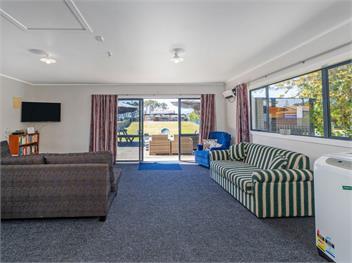 The Bach at 44 (Bachcare) - Cooks Beach