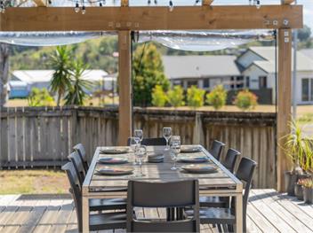 Spacious Family Getaway (Bachcare) - Whangamata