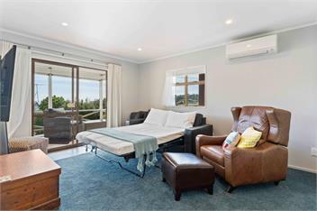 Onemana Retreat - Self contained unit with Outdoor Bath and Sea Views! - Whangamata