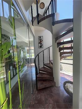 Paradise on The Strand. Waterfront Holiday Home - Bay of Islands