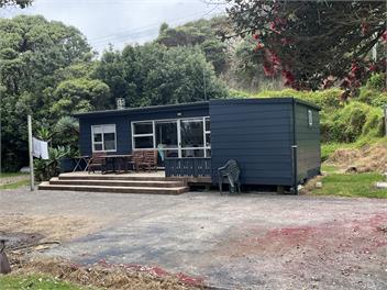 Mokau treasure - Mokau