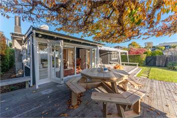 Waterside Bliss (Bachcare) - Taupo